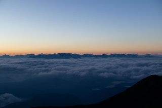 富士山と南アルプス、雲海
